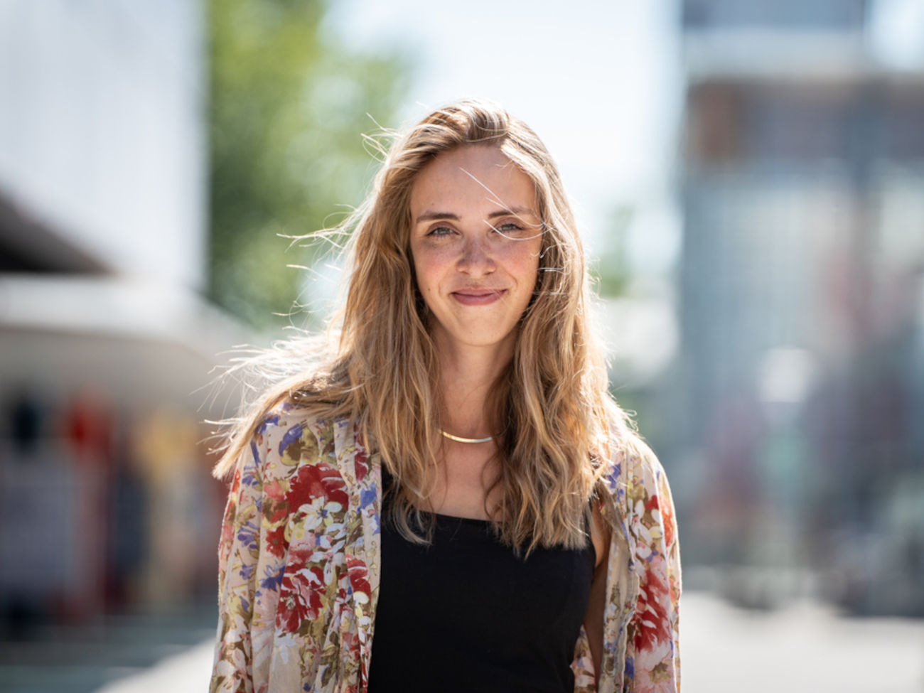 Pia Schukowski auf dem Universitäts-Boulevard