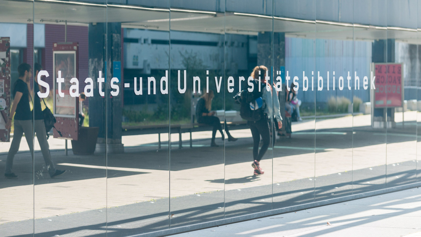 Exterior view of the Bremen State and University Library.