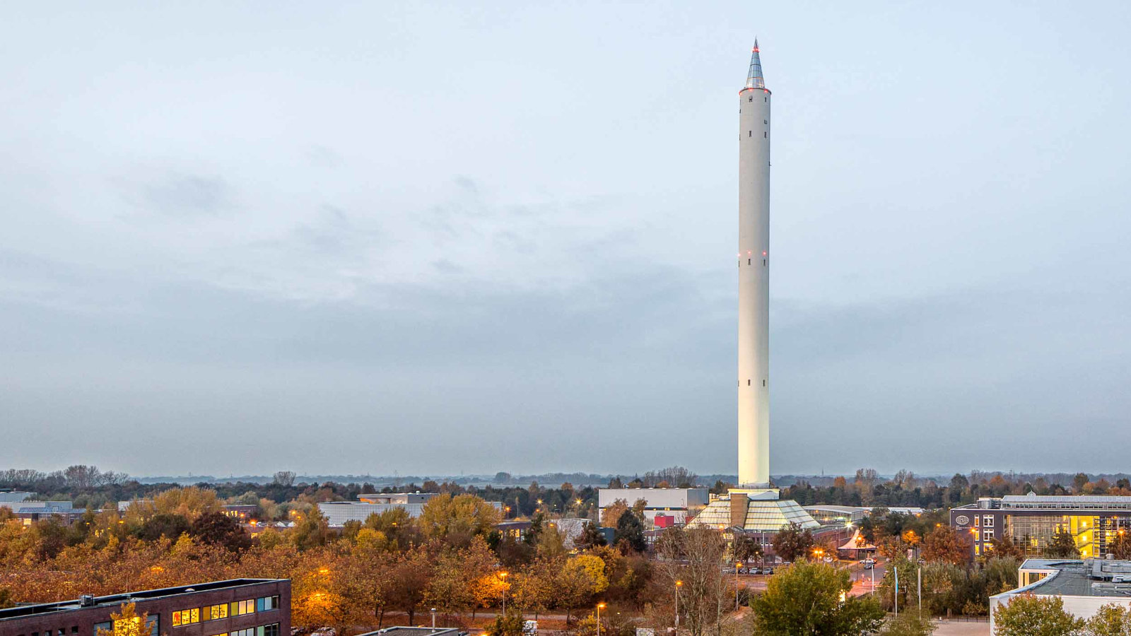 Fallturm auf dem Campus der Uni Bremen