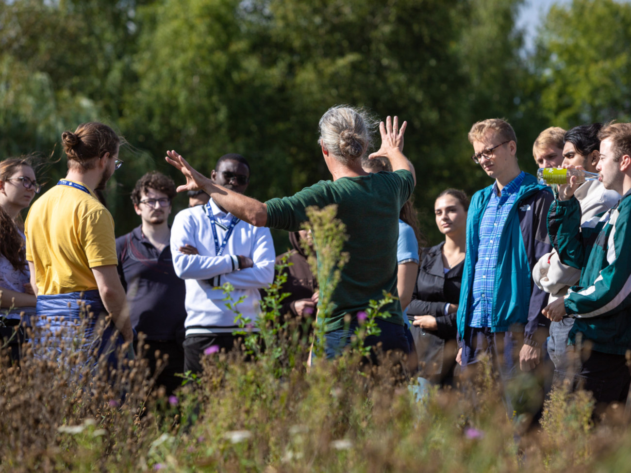 Marko Rohlfs and students outside during the campus tour.